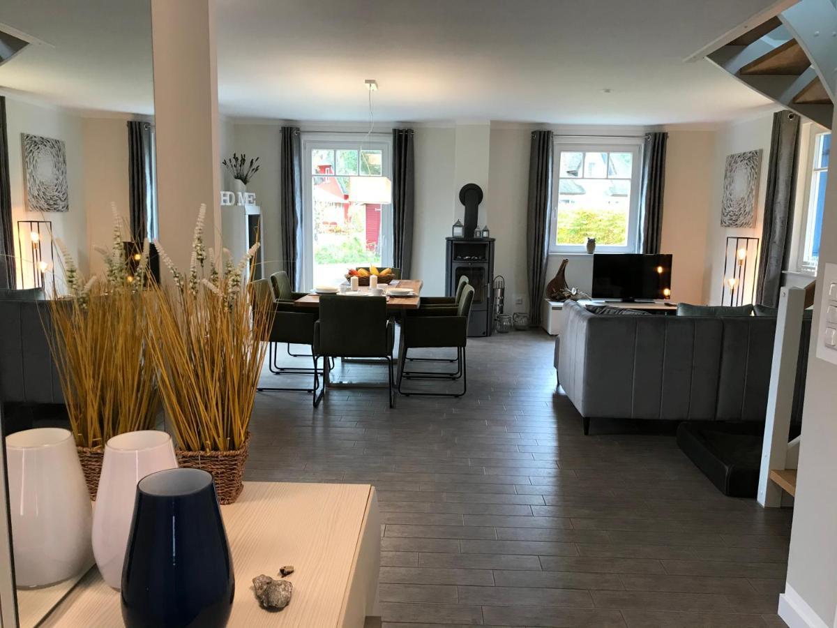 Ferienhaus Vier Jahreszeiten Glowe Ngoại thất bức ảnh