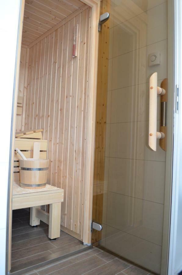 Ferienhaus Vier Jahreszeiten Glowe Ngoại thất bức ảnh
